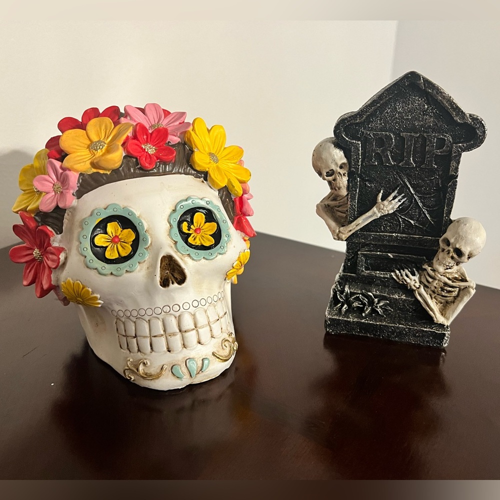Halloween skeleton decorations
